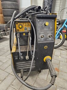 Svářečka CO2 - 2