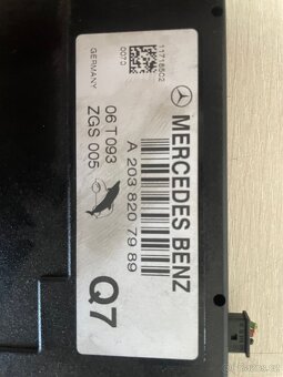 Zesilovač antény Mercedes Benz - 2