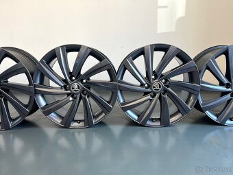Originální alu kola Perseus, Škoda Octavia 4, 5x112 r18 - 2