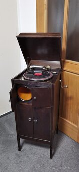 Gramofon na kliku - 2