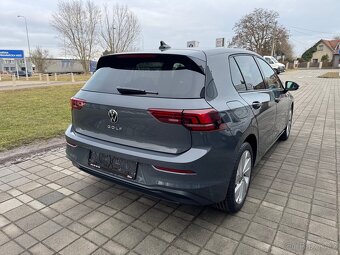Prodám Volkswagen Golf 8.5 People, záruka - 2