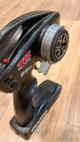 Palcový adaptér pro ovladač Traxxas - 2