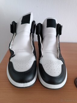 Kotníkové kecky/sneakers vel. 40 - 2