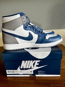 Tenisky Nike Air Jordan 1 Retro High - 2