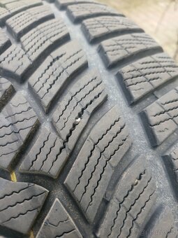 Zimni pneu Goodyear Ultragrip Perfomance 295 35 21 - 2