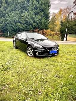 Volvo V 40 design - 2