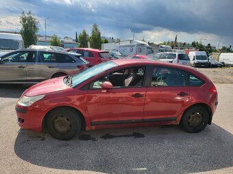 Citroën C4,1.4i,65kw, rok 2005,najeto 220tis km. - 2