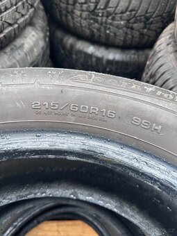 Zimní sada pneu 215/60 R16 - Dunlop - 2