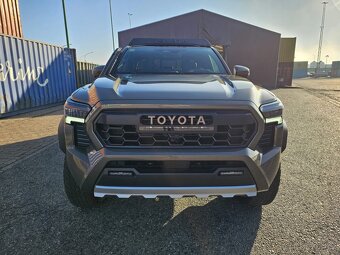 TACOMA Trailhunter 2,4L 326 PS Benzin/Hybrid NEW model 2025 - 2