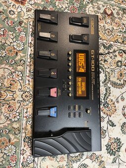 Prodám multiefekt BOSS GT 100 - 2