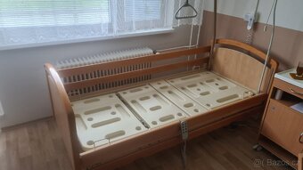 Zdravotní elektrická polohovací postel - 2