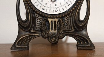 Originální figurální německá litinová váha z roku 1905 - 2