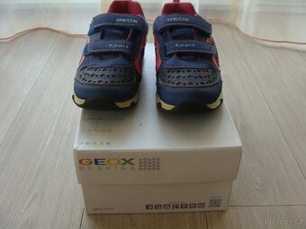 Dětské boty zn. Geox, vel.33 - 2