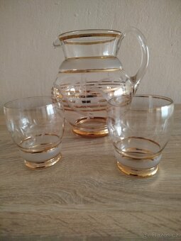 Skleněný džbán - 2