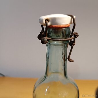 Stará sodovková láhev - 2