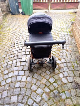 Kočárek Tudore - 2