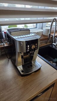 Prodám kávovar delongi. - 2