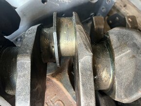 Prodám klikovou hřídel Mercedes Actros MP3 - 2