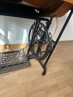 Šicí stroj Veritas - 2