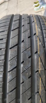 Pneu Hankook 235/50R19 - 2