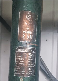 Otočný řetězový jeřáb - 2