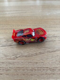 carrera go mcqueen auto - 2