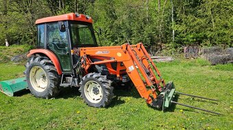 Traktor KIOTI DK551C - 2