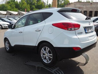 2010 Hyundai ix35 2.0 CRDi, 135 kW, A/T, 4x4 - 2