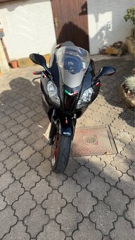 Aprilia RSV 1000 R - 2