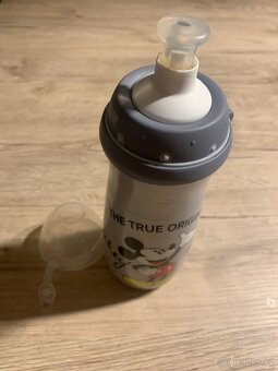Dětská sportovní láhev Mickey Mouse, zn. NUK - 2