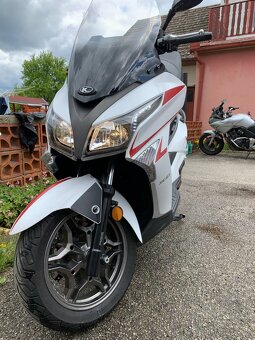 KYMCO 300X-TOWN - 2