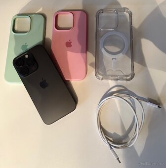 Prodám iPhone 15 Pro, 128GB - 2