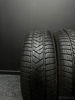 Sada pneu Pirelli 235/65/17 104H - 2