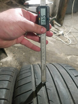 2 letní pneumatiky DUNLOP 275/35ZR21 103Y 5,50mm - 2