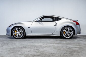 Nissan 370 Z 3.7 V6 Coupe - 2