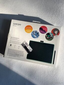 Wacom Intuos Bluetooth M grafický tablet pistáciová zelená - 2
