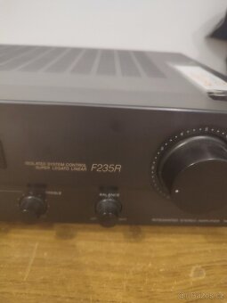 Zesilovač Sony F235R - 2