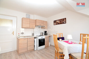 Pronájem bytu 2+kk, 37 m², Praha, ul. Strašínská - 2