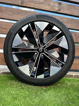 Alu kola 5x114.3 r19 s pneu (renscen) - 2