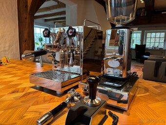 Prémiový mlýnek na espresso ECM Mechanika Slim V a sada 64 k - 2