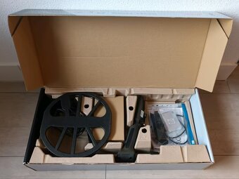 Minelab Equinox 600 detektor kovů - 2