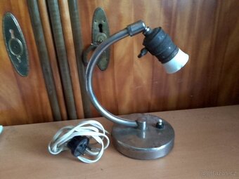 STARÁ STOLNÍ LAMPIČKA - 2