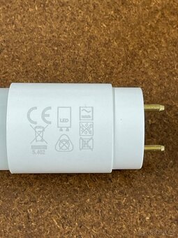 LED Zářivky 120cm - 15W - 160lm/W = 2400lm - 2