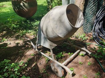 Stavební míchačka - 2