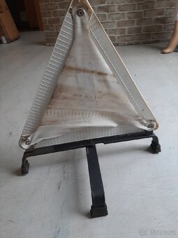 Retro výstražný trojúhelník - 2