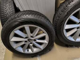 ALU kola Passat Superb 5x112 r16 Originál, zimní pneu 6mm - 2
