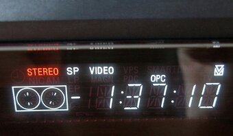 Sony VHS video videorekordér Hifi Stereo 6 hlav-zcela nový - 2