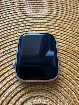 Apple Watch 8 45mm - 2