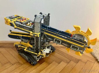 Rozlozené lego Technic 42055 Rýpadlo s kolesovým bagrom - 2