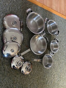 Kuchyňské hrnce - 2